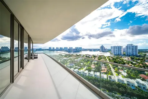 18975 Collins Avenue Sunny Isles Beach FL 33160