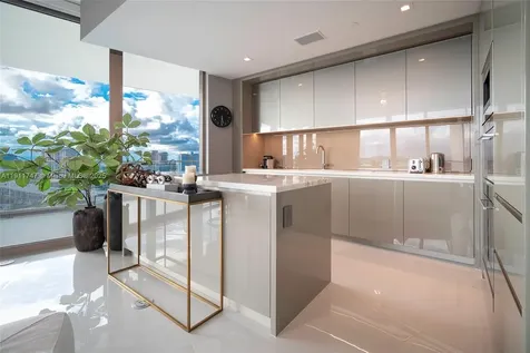 18975 Collins Avenue Sunny Isles Beach FL 33160
