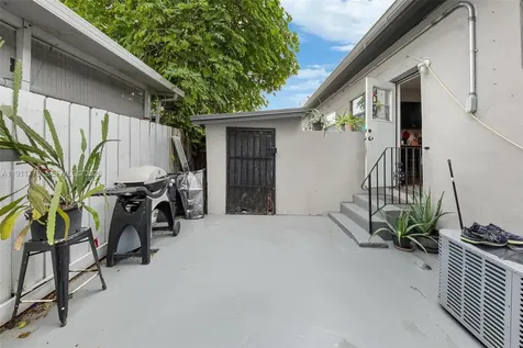 740 135 Street North Miami FL 33168