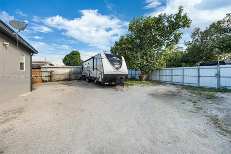 740 135 Street North Miami FL 33168