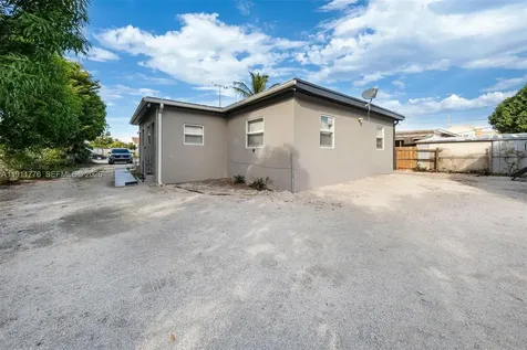 740 135 Street North Miami FL 33168