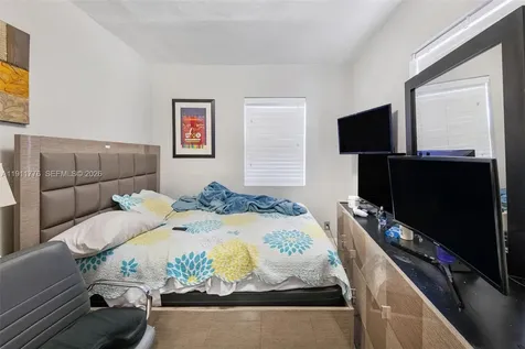 740 135 Street North Miami FL 33168