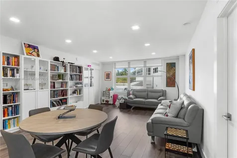 5001 Collins Avenue Miami Beach FL 33140