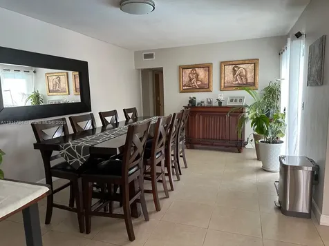 10563 NW 4th Street Plantation FL 33324