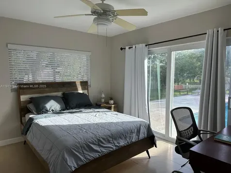 10563 NW 4th Street Plantation FL 33324