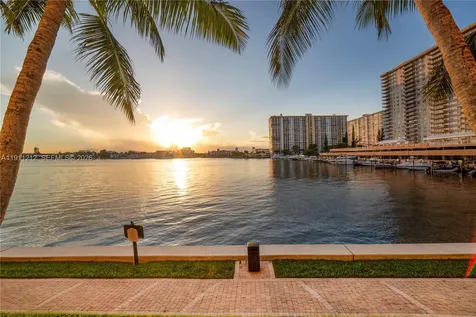 17150 N Bay Road Sunny Isles Beach FL 33160