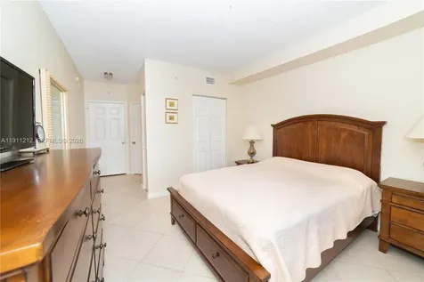 17150 N Bay Road Sunny Isles Beach FL 33160