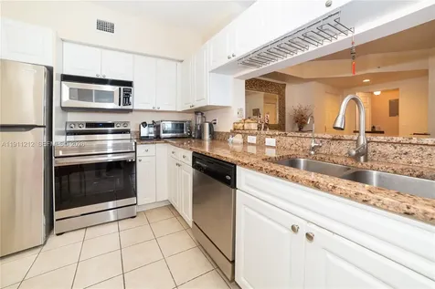 17150 N Bay Road Sunny Isles Beach FL 33160