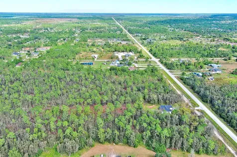 0 Everglades Boulevard N Naples FL 34120