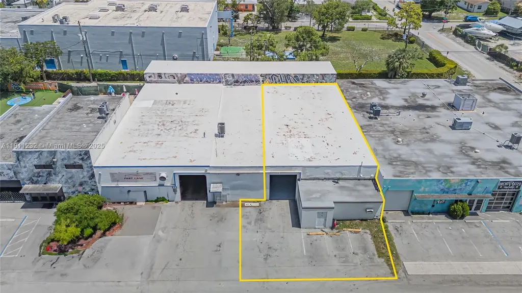 809 NW 1st Street Fort Lauderdale FL 33311