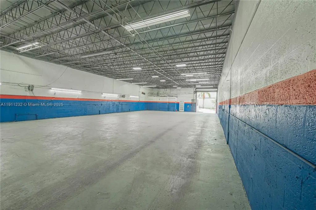 809 NW 1st Street Fort Lauderdale FL 33311