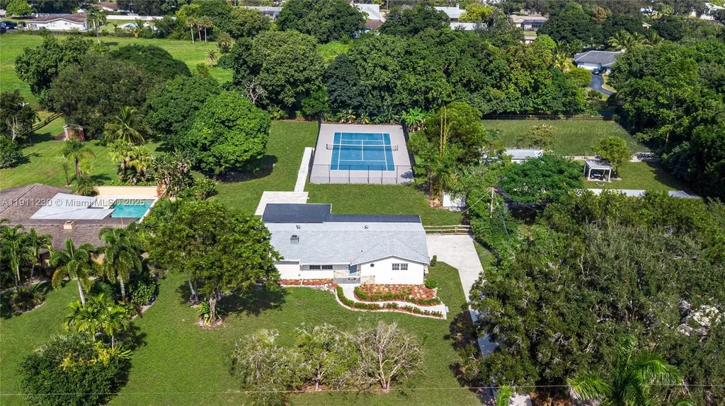 13791 SW 18th Court Davie FL 33325
