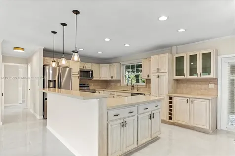 13791 SW 18th Court Davie FL 33325