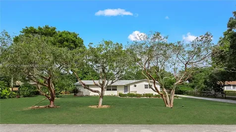 13791 SW 18th Court Davie FL 33325