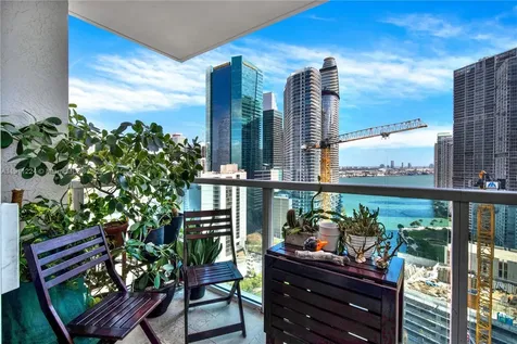 31 SE 5th Street Miami FL 33131