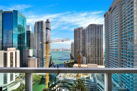 31 SE 5th Street Miami FL 33131