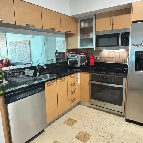 31 SE 5th Street Miami FL 33131