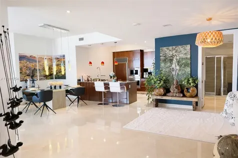 16001 Collins Avenue Sunny Isles Beach FL 33160