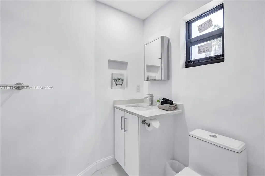 217 N 31st Avenue Hollywood FL 33021