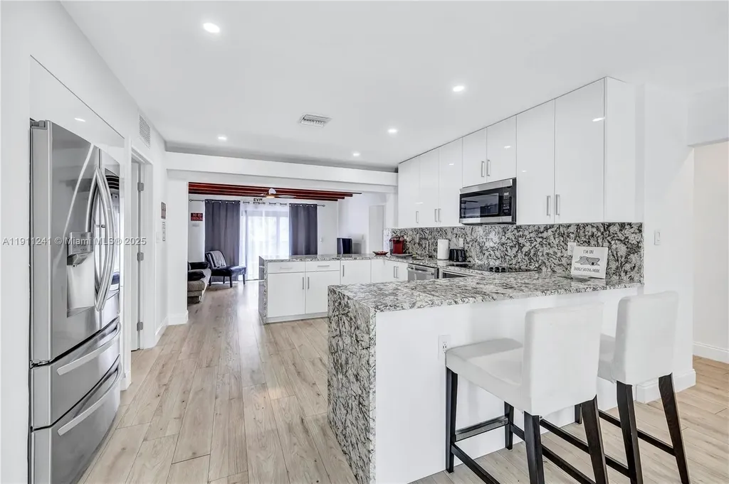 217 N 31st Avenue Hollywood FL 33021