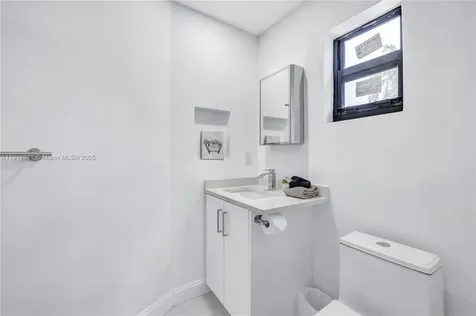 217 N 31st Avenue Hollywood FL 33021