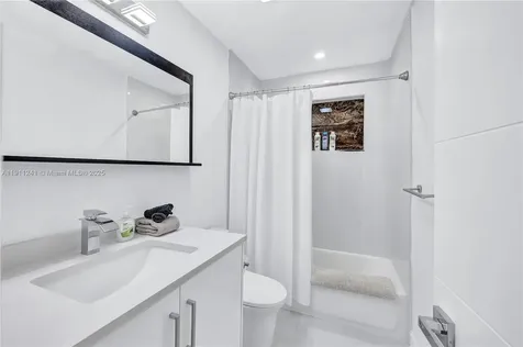 217 N 31st Avenue Hollywood FL 33021