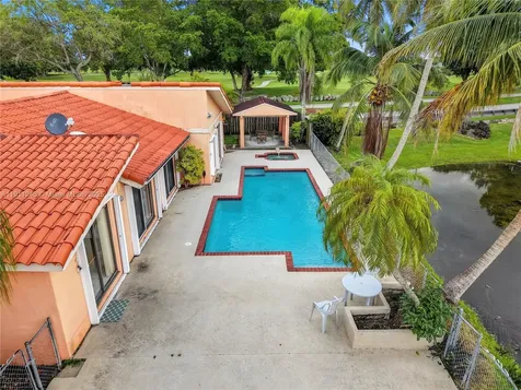 14604 SW 60th Terrace Miami FL 33183