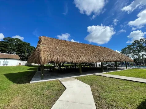 14604 SW 60th Terrace Miami FL 33183