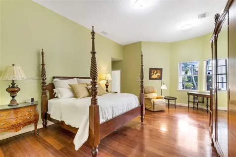 7250 SW 99th Street Pinecrest FL 33156