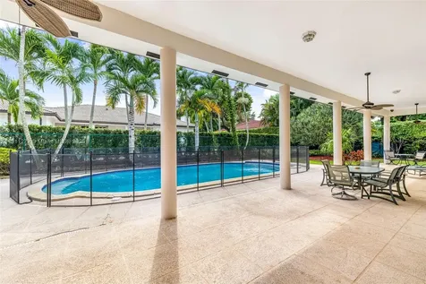 7250 SW 99th Street Pinecrest FL 33156