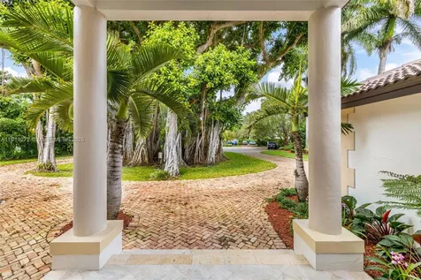 7250 SW 99th Street Pinecrest FL 33156