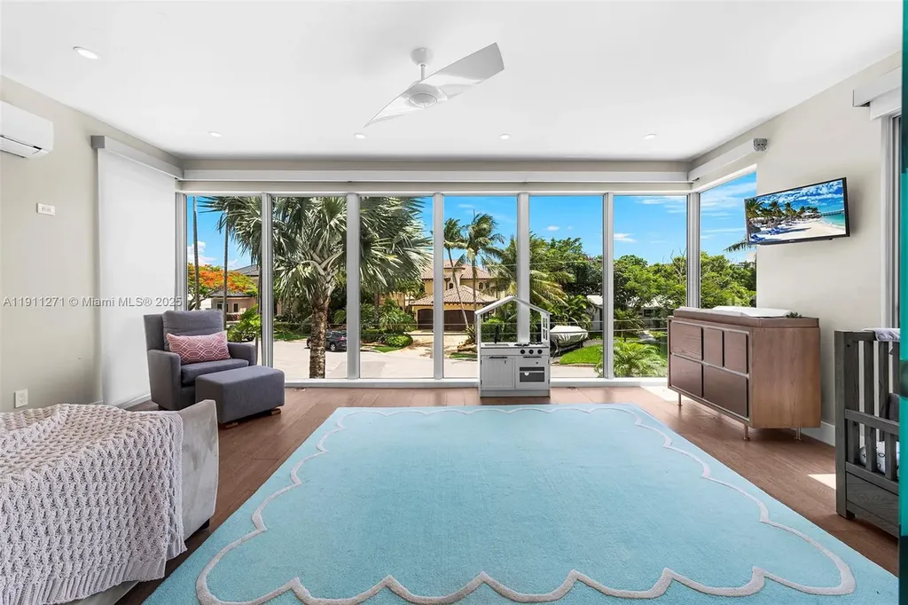 1319 Seminole Drive Fort Lauderdale FL 33304