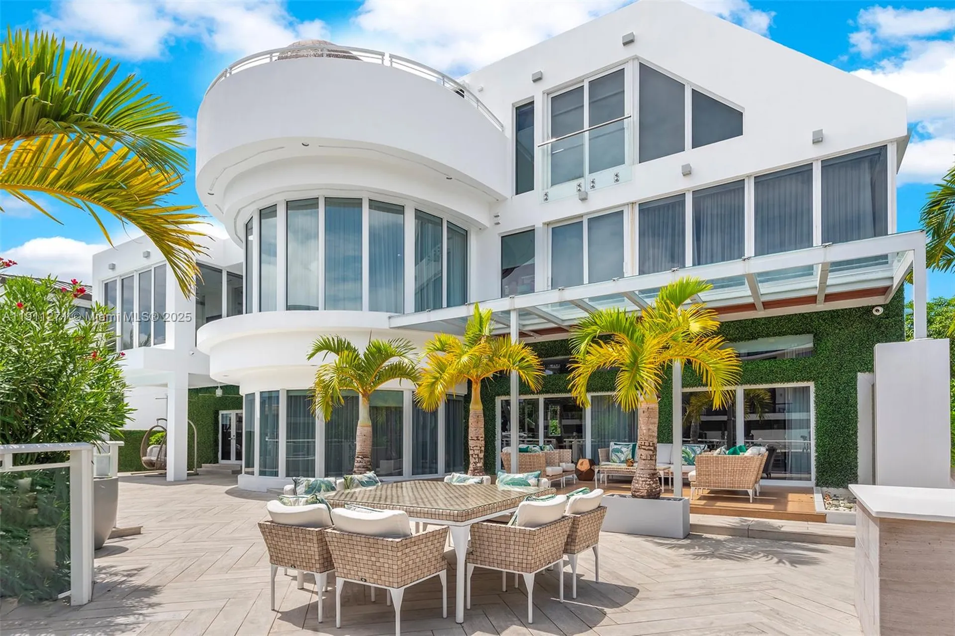 1319 Seminole Drive Fort Lauderdale FL 33304