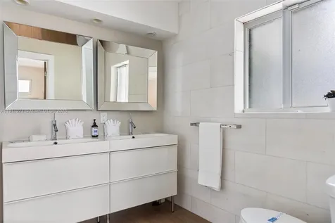 1319 Seminole Drive Fort Lauderdale FL 33304