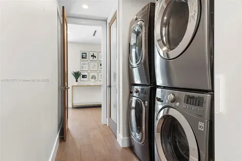 1319 Seminole Drive Fort Lauderdale FL 33304