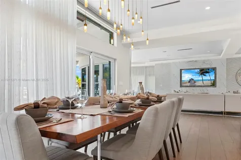 1319 Seminole Drive Fort Lauderdale FL 33304