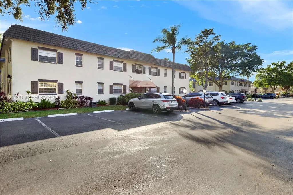 5661 SW 2nd Court Margate FL 33068