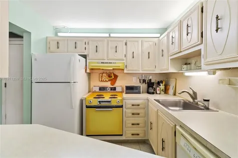 5661 SW 2nd Court Margate FL 33068