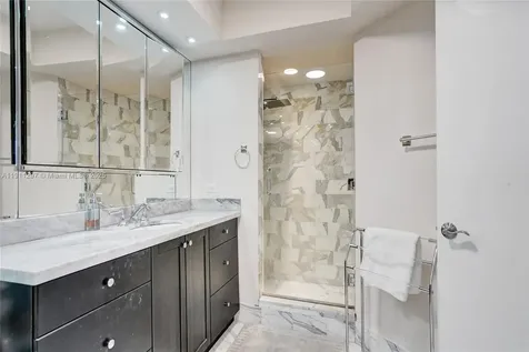 20281 E Country Club Drive Aventura FL 33180