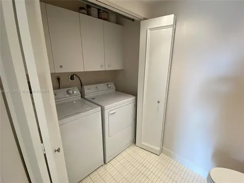 20281 E Country Club Drive Aventura FL 33180