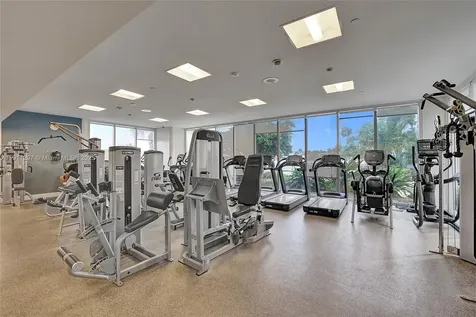 20281 E Country Club Drive Aventura FL 33180