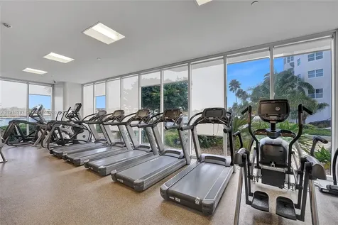 20281 E Country Club Drive Aventura FL 33180