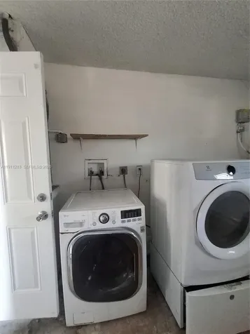 1581 SE Sutton Street Port St. Lucie FL 34983