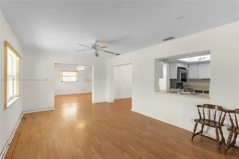 6102 NW 68th Terrace Tamarac FL 33321