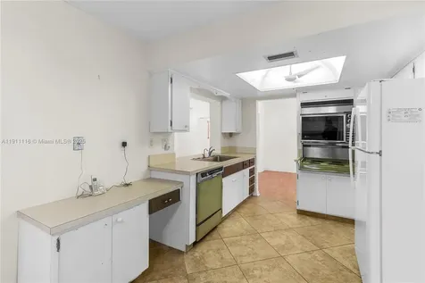 6102 NW 68th Terrace Tamarac FL 33321