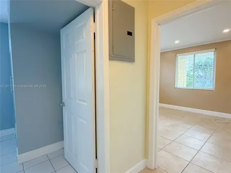 3057 NW 101st Street Miami FL 33147