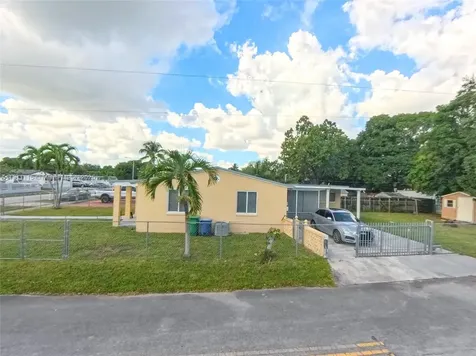3057 NW 101st Street Miami FL 33147