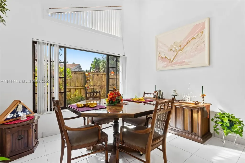 7665 Sierra Drive W Boca Raton FL 33433