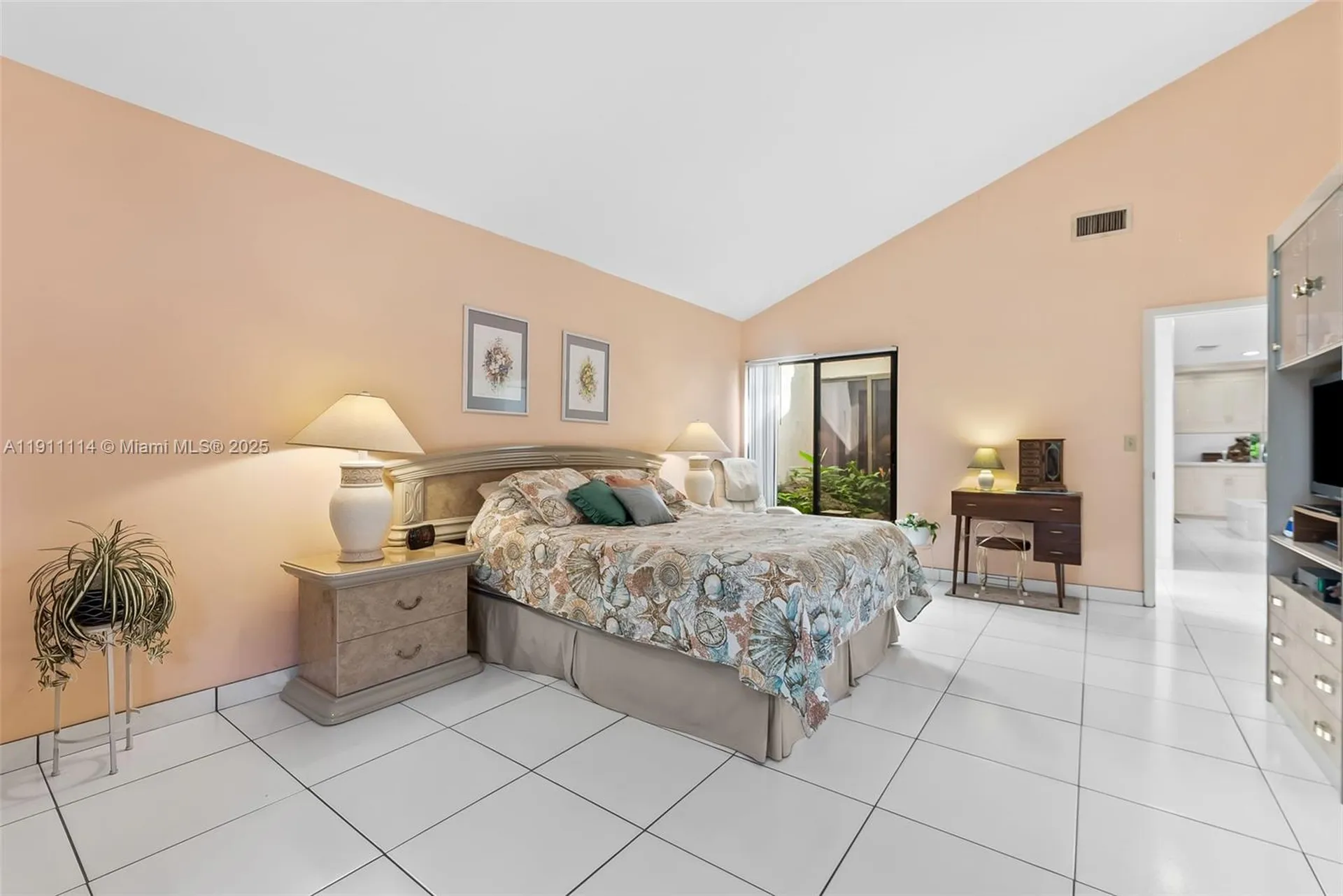 7665 Sierra Drive W Boca Raton FL 33433