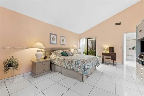 7665 Sierra Drive W Boca Raton FL 33433